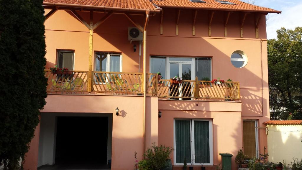 Aquarius Vendégház Szeged Exterior foto